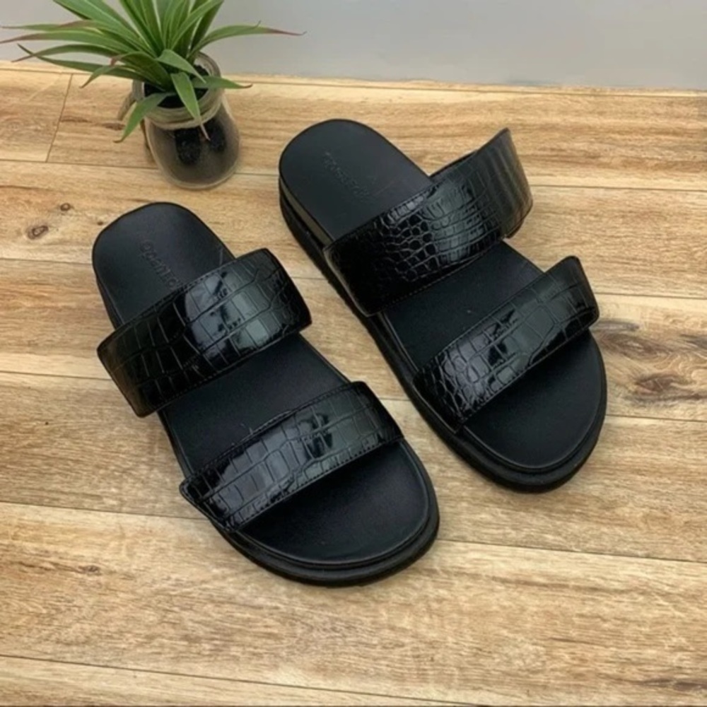 Open edit sandals